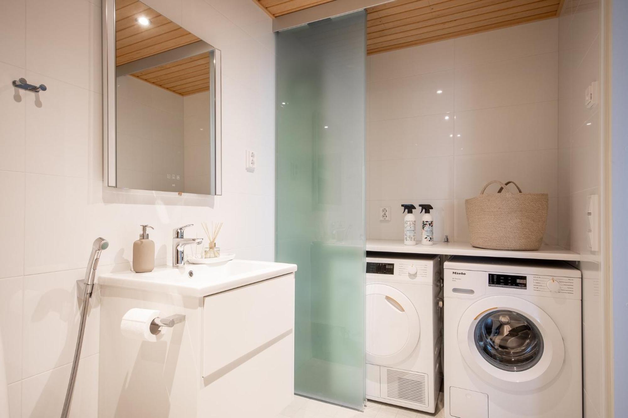 Luxury Penthouse With Stunning Sea Views & Private Sauna Ελσίνκι Εξωτερικό φωτογραφία